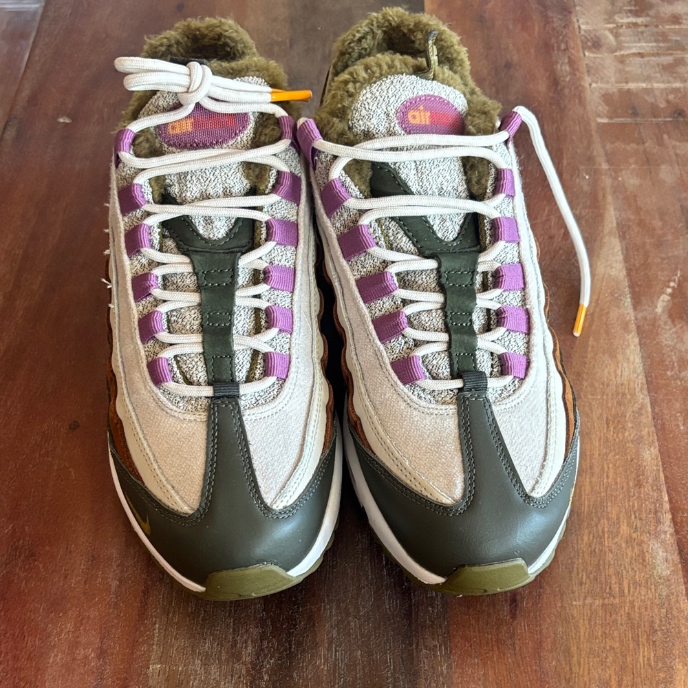 NEVER WORN Nike N7 Sneakers with Olive and Purple Accents